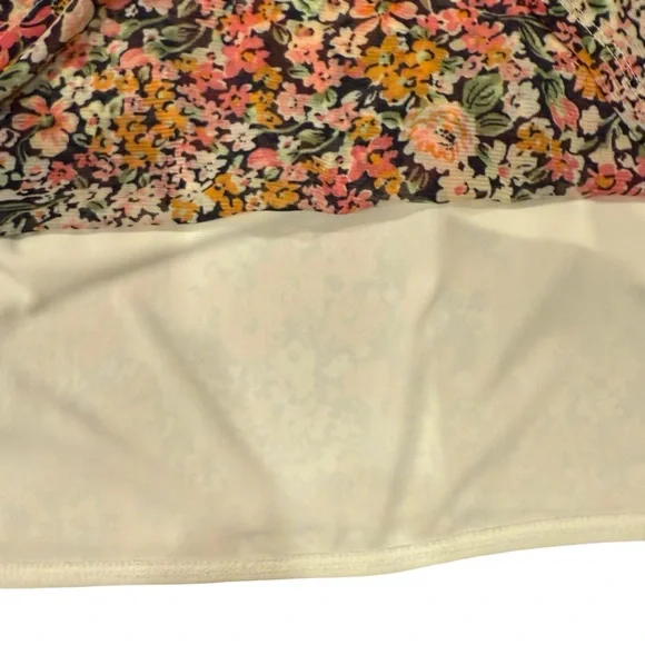 NWT Lane Bryant Pink and Orange Floral Blouse Cold Shoulder sz14/16 - Picture 3 of 7